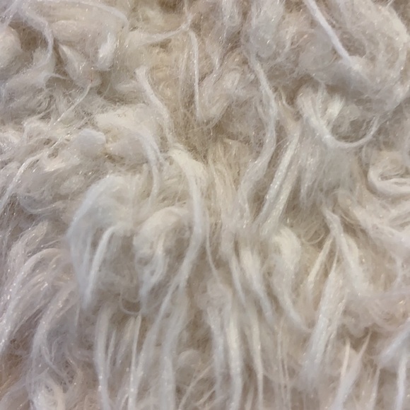 Little Lass Vest - Picture 7 of 9